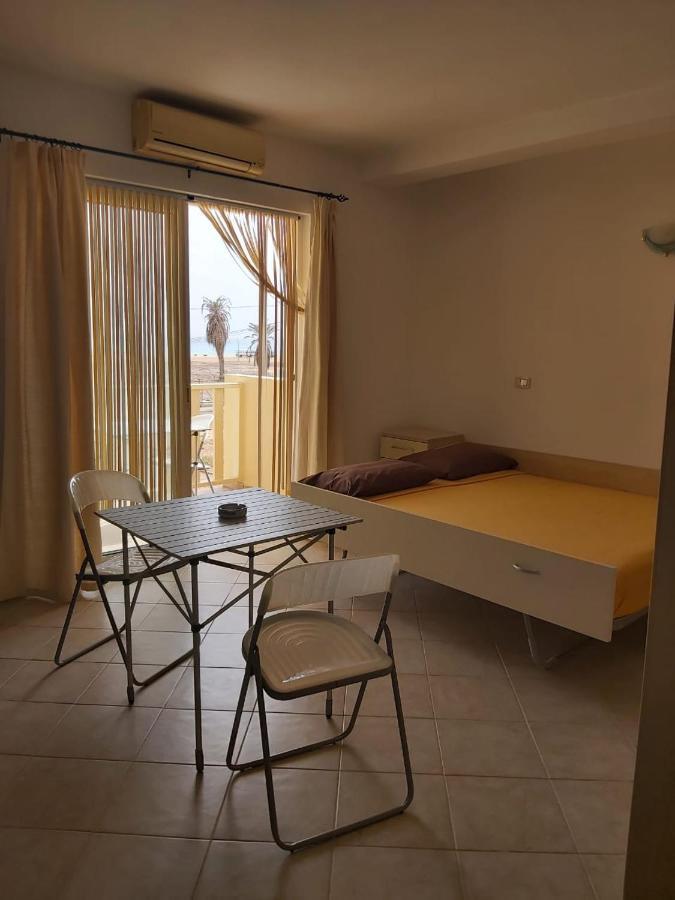 Tres Caravelas Studio Flats Santa Maria Esterno foto