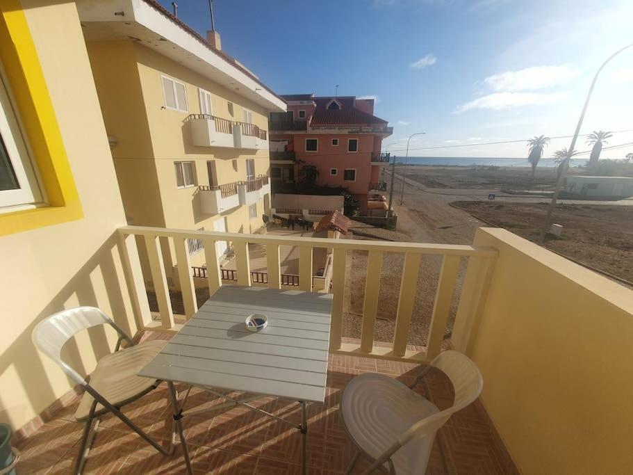 Tres Caravelas Studio Flats Santa Maria Esterno foto